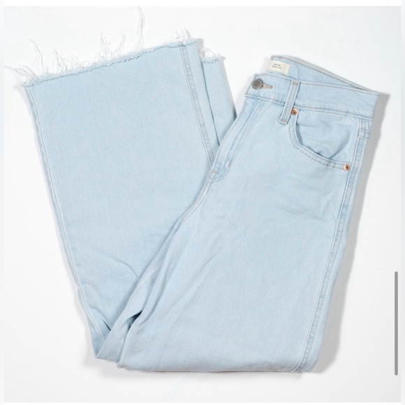 Levi Strauss Signature Women's Heritage High-Rise Wide Leg Jeans 16 - Picture 12 of 16